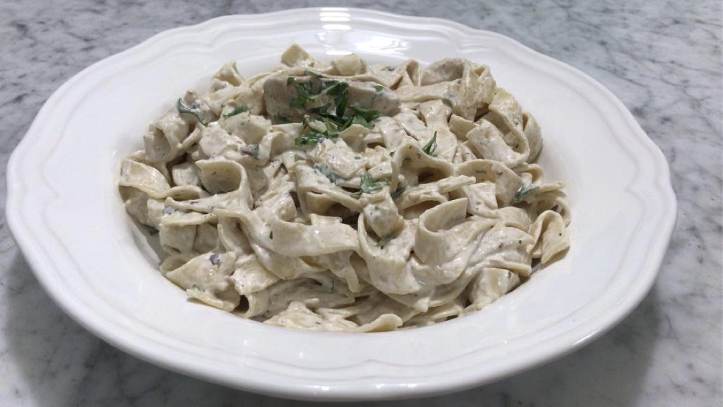 You are currently viewing Recipe of the Session: Alfredo Chicken Pasta