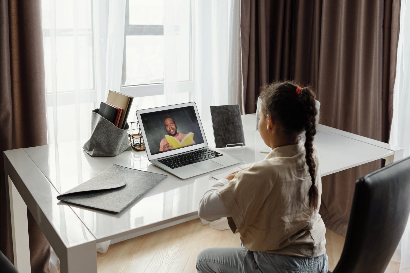 You are currently viewing Virtual Classrooms: The Future?