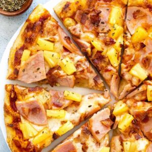 Read more about the article Why Pineapple doesn’t Belong on Pizza
